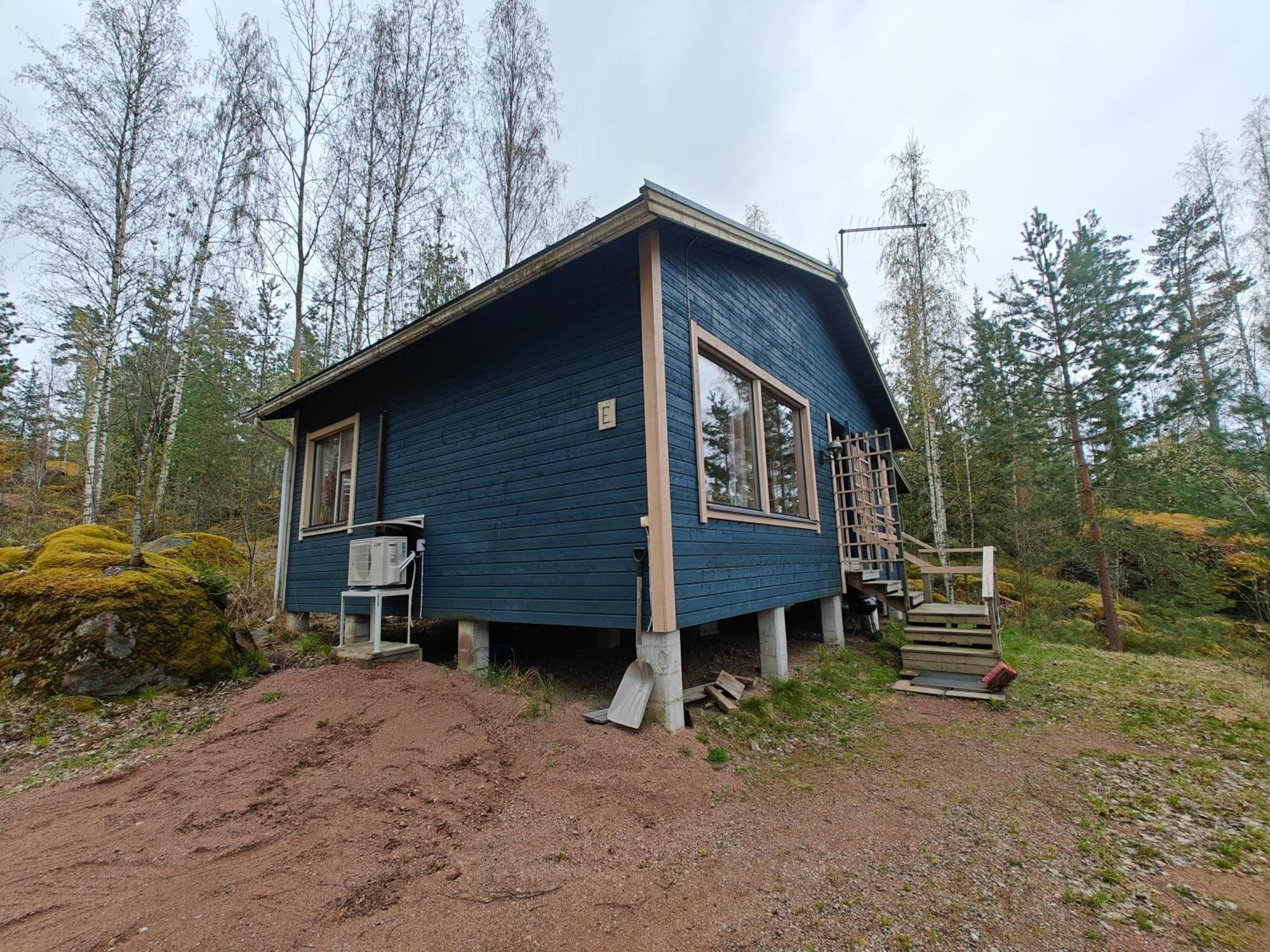Villa Pyhtaeaen Vuokramoekit Tuuski Exterior foto